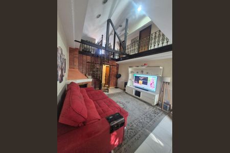 Casa à venda com 330m², 4 quartos e 4 vagasFoto 04