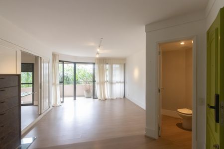 Sala de apartamento à venda com 3 quartos, 127m² em Vila Uberabinha, São Paulo