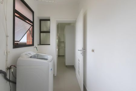 Apartamento à venda com 127m², 3 quartos e 2 vagas Apartamento à venda com 127m², 3 quartos e 2 vagasÁrea de Serviço