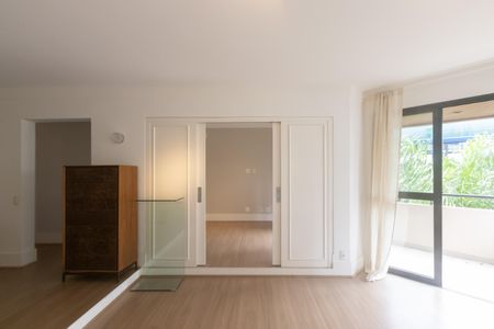 Sala de apartamento à venda com 3 quartos, 127m² em Vila Uberabinha, São Paulo