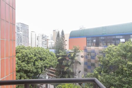 Apartamento à venda com 127m², 3 quartos e 2 vagas Apartamento à venda com 127m², 3 quartos e 2 vagasVaranda Suíte 1