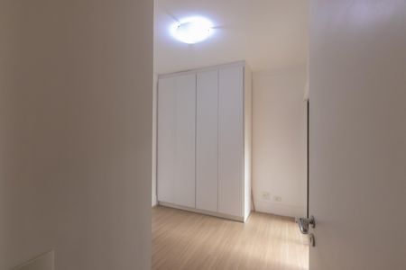 Apartamento à venda com 127m², 3 quartos e 2 vagas Apartamento à venda com 127m², 3 quartos e 2 vagasSuíte 1