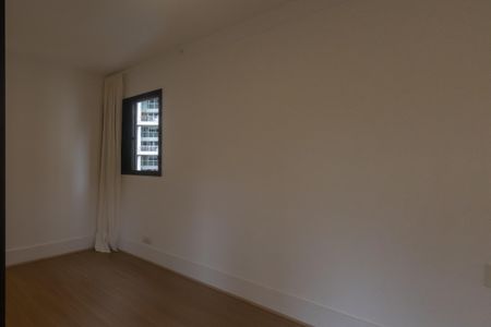Apartamento à venda com 127m², 3 quartos e 2 vagas Apartamento à venda com 127m², 3 quartos e 2 vagasVaranda Suíte 2