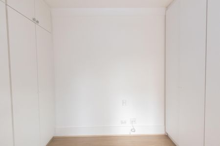 Apartamento à venda com 127m², 3 quartos e 2 vagas Apartamento à venda com 127m², 3 quartos e 2 vagasSuíte 1