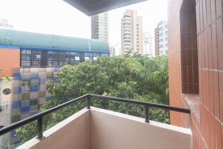 Apartamento à venda com 127m², 3 quartos e 2 vagas Apartamento à venda com 127m², 3 quartos e 2 vagasVaranda Suíte 1