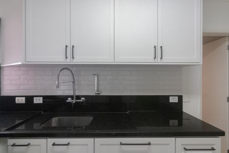 Apartamento à venda com 127m², 3 quartos e 2 vagas Apartamento à venda com 127m², 3 quartos e 2 vagasCozinha