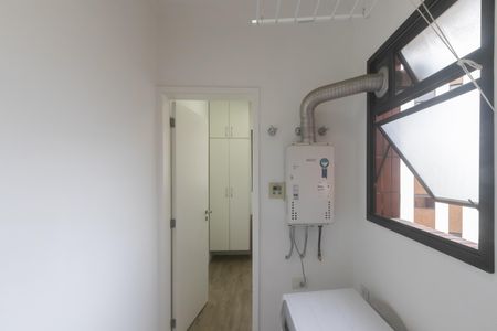 Apartamento à venda com 127m², 3 quartos e 2 vagas Apartamento à venda com 127m², 3 quartos e 2 vagasÁrea de Serviço