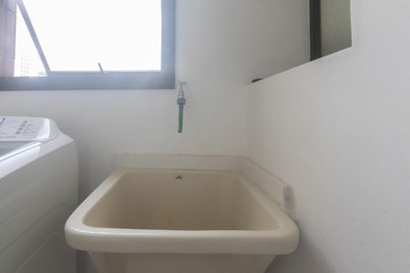 Apartamento à venda com 127m², 3 quartos e 2 vagas Apartamento à venda com 127m², 3 quartos e 2 vagasÁrea de Serviço