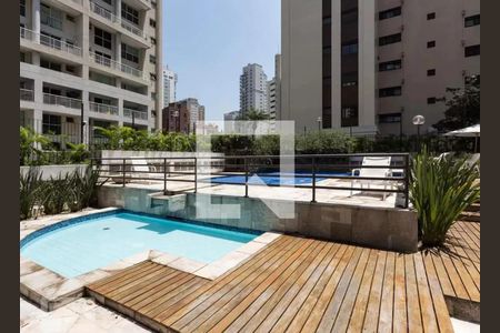Apartamento à venda com 127m², 3 quartos e 2 vagas Apartamento à venda com 127m², 3 quartos e 2 vagasÁrea comum - Piscina