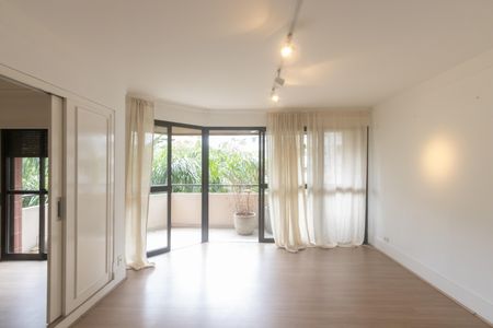 Apartamento à venda com 127m², 3 quartos e 2 vagas Apartamento à venda com 127m², 3 quartos e 2 vagasVaranda da Sala