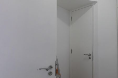 Apartamento à venda com 127m², 3 quartos e 2 vagas Apartamento à venda com 127m², 3 quartos e 2 vagasQuarto de Serviço