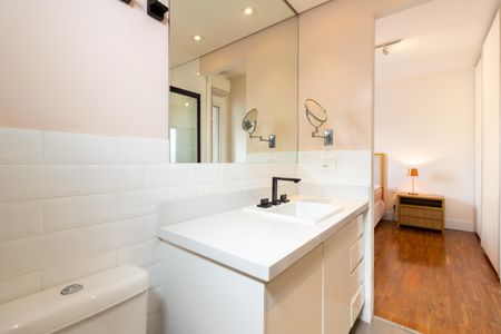 Apartamento para alugar com 84m², 1 quarto e 2 vagasBanheiro da Suíte