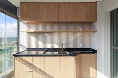 Sala - Varanda de apartamento à venda com 1 quarto, 50m² em Jardim das Acacias, São Paulo