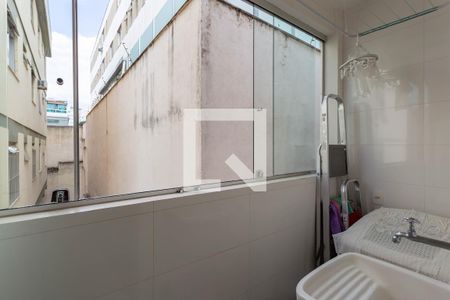 Apartamento para alugar com 66m², 2 quartos e 1 vagaÁrea de serviço
