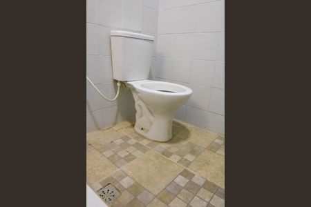 Casa de condomínio para alugar com 59m², 2 quartos e sem vagaBanheiro