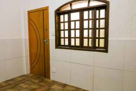 Sala de casa de condomínio para alugar com 2 quartos, 59m² em Piedade, Rio de Janeiro
