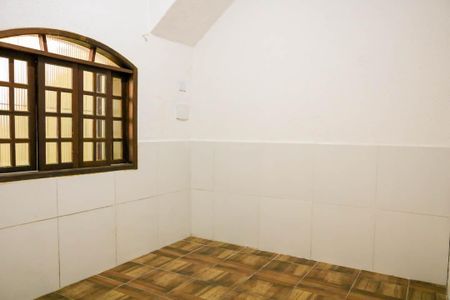 Casa de condomínio para alugar com 59m², 2 quartos e sem vagaSala