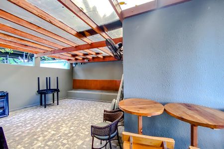 Apartamento para alugar com 50m², 2 quartos e 1 vagaÁrea comum - Churrasqueira