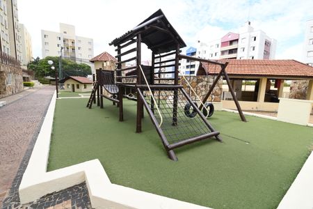 Apartamento à venda com 88m², 3 quartos e 2 vagasÁrea comum - Playground