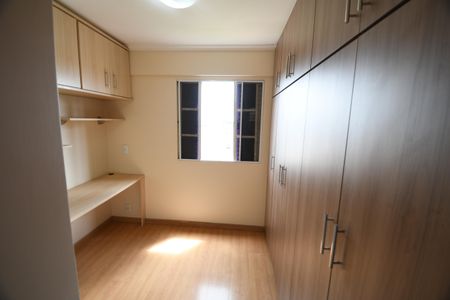 Apartamento à venda com 88m², 3 quartos e 2 vagasQuarto 2