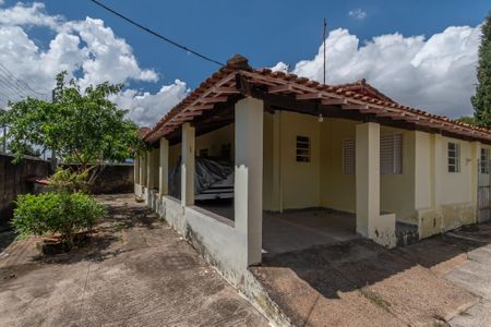 Casa para alugar com 300m², 3 quartos e 6 vagasGaragem 
