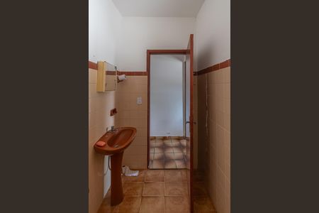 Casa para alugar com 300m², 3 quartos e 6 vagasBanheiro 1