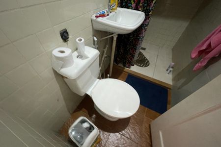 Casa para alugar com 360m², 4 quartos e 3 vagas Casa para alugar com 360m², 4 quartos e 3 vagasBanheiro 2