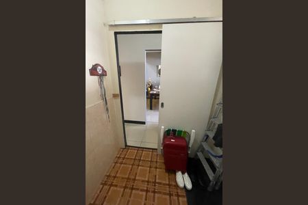 Casa para alugar com 360m², 4 quartos e 3 vagas Casa para alugar com 360m², 4 quartos e 3 vagasCorredor