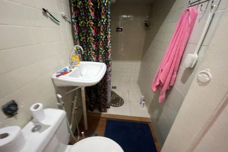 Casa para alugar com 360m², 4 quartos e 3 vagas Casa para alugar com 360m², 4 quartos e 3 vagasBanheiro 2