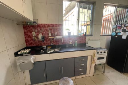 Casa para alugar com 360m², 4 quartos e 3 vagas Casa para alugar com 360m², 4 quartos e 3 vagasCozinha