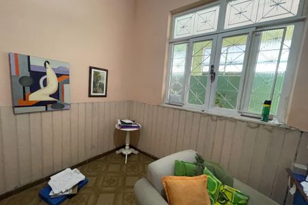 Casa para alugar com 360m², 4 quartos e 3 vagas Casa para alugar com 360m², 4 quartos e 3 vagasQuarto