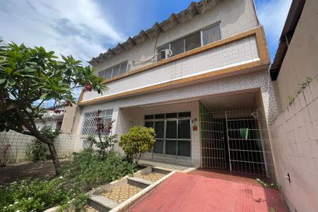 Casa para alugar com 360m², 4 quartos e 3 vagas Casa para alugar com 360m², 4 quartos e 3 vagasGaragem