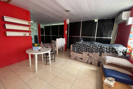 Casa para alugar com 360m², 4 quartos e 3 vagas Casa para alugar com 360m², 4 quartos e 3 vagasQuarto