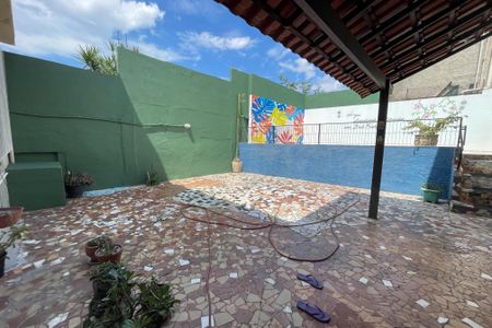 Casa para alugar com 360m², 4 quartos e 3 vagas Casa para alugar com 360m², 4 quartos e 3 vagasQuintal