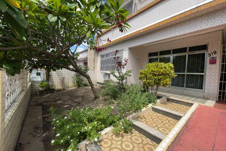 Casa para alugar com 360m², 4 quartos e 3 vagas Casa para alugar com 360m², 4 quartos e 3 vagasGaragem