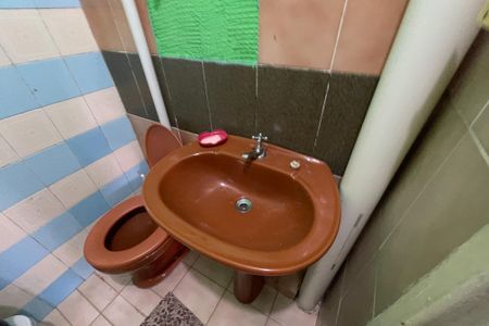 Casa para alugar com 360m², 4 quartos e 3 vagas Casa para alugar com 360m², 4 quartos e 3 vagasBanheiro