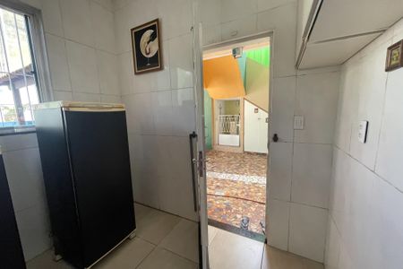 Casa para alugar com 360m², 4 quartos e 3 vagas Casa para alugar com 360m², 4 quartos e 3 vagasCozinha