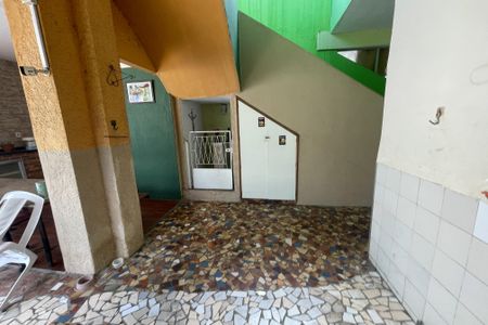 Casa para alugar com 360m², 4 quartos e 3 vagas Casa para alugar com 360m², 4 quartos e 3 vagasQuintal