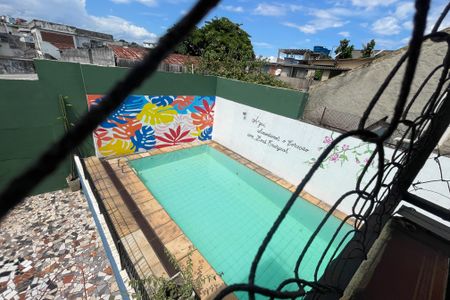 Casa para alugar com 360m², 4 quartos e 3 vagas Casa para alugar com 360m², 4 quartos e 3 vagasÁrea comum - Piscina