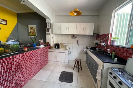 Casa para alugar com 360m², 4 quartos e 3 vagas Casa para alugar com 360m², 4 quartos e 3 vagasCozinha