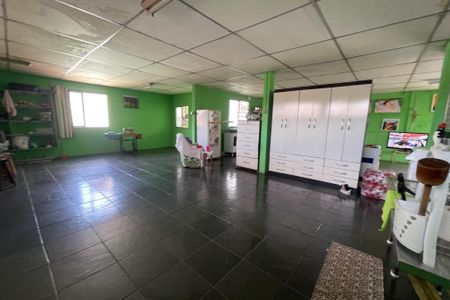 Casa para alugar com 360m², 4 quartos e 3 vagas Casa para alugar com 360m², 4 quartos e 3 vagasSala 2