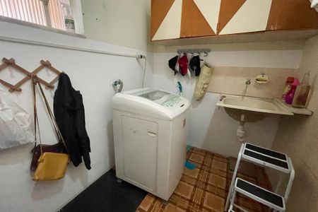 Casa para alugar com 360m², 4 quartos e 3 vagas Casa para alugar com 360m², 4 quartos e 3 vagasÁrea de Serviço