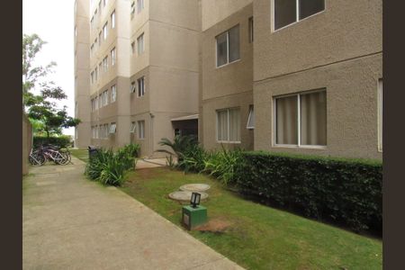 Apartamento à venda com 42m², 2 quartos e sem vagaÁrea comum