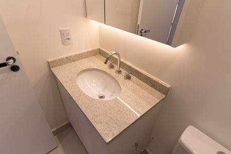 Apartamento para alugar com 71m², 2 quartos e 1 vagaBanheiro Social 