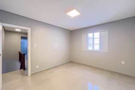 Quarto 1 de casa para alugar com 2 quartos, 150m² em Cambuci, São Paulo