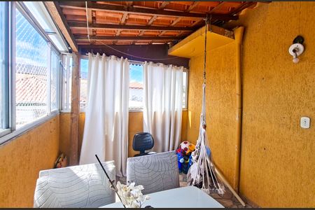 Casa para alugar com 200m², 2 quartos e sem vaga Casa para alugar com 200m², 2 quartos e sem vagaVaranda