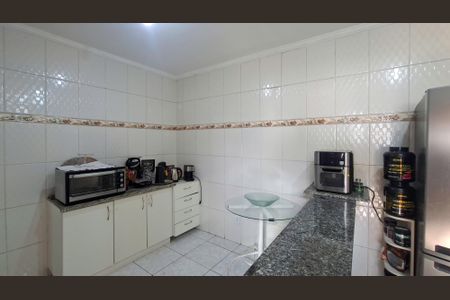 Casa para alugar com 200m², 2 quartos e sem vaga Casa para alugar com 200m², 2 quartos e sem vagaCozinha