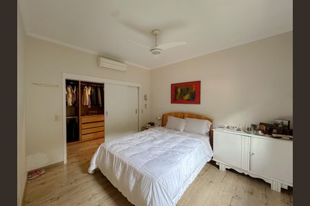 Casa para alugar com 456m², 4 quartos e 3 vagas Casa para alugar com 456m², 4 quartos e 3 vagasSuíte 3