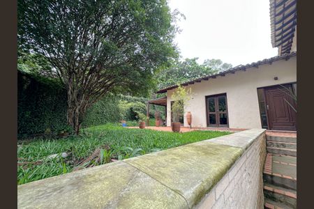 Casa para alugar com 456m², 4 quartos e 3 vagas Casa para alugar com 456m², 4 quartos e 3 vagasQuintal