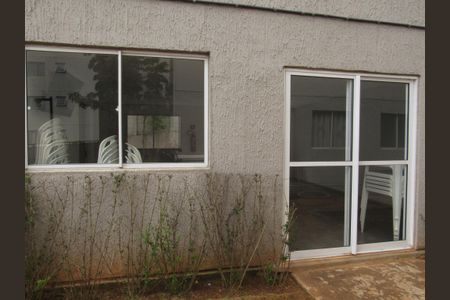 Apartamento à venda com 42m², 2 quartos e sem vagaÁrea comum - Salão de Festas